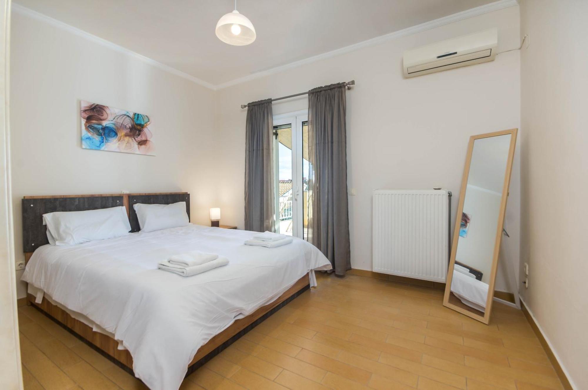 Appartamento Διωροφη Μεζονετα-2Km Απο Το Κεντρο-Iliana House Alepou Esterno foto