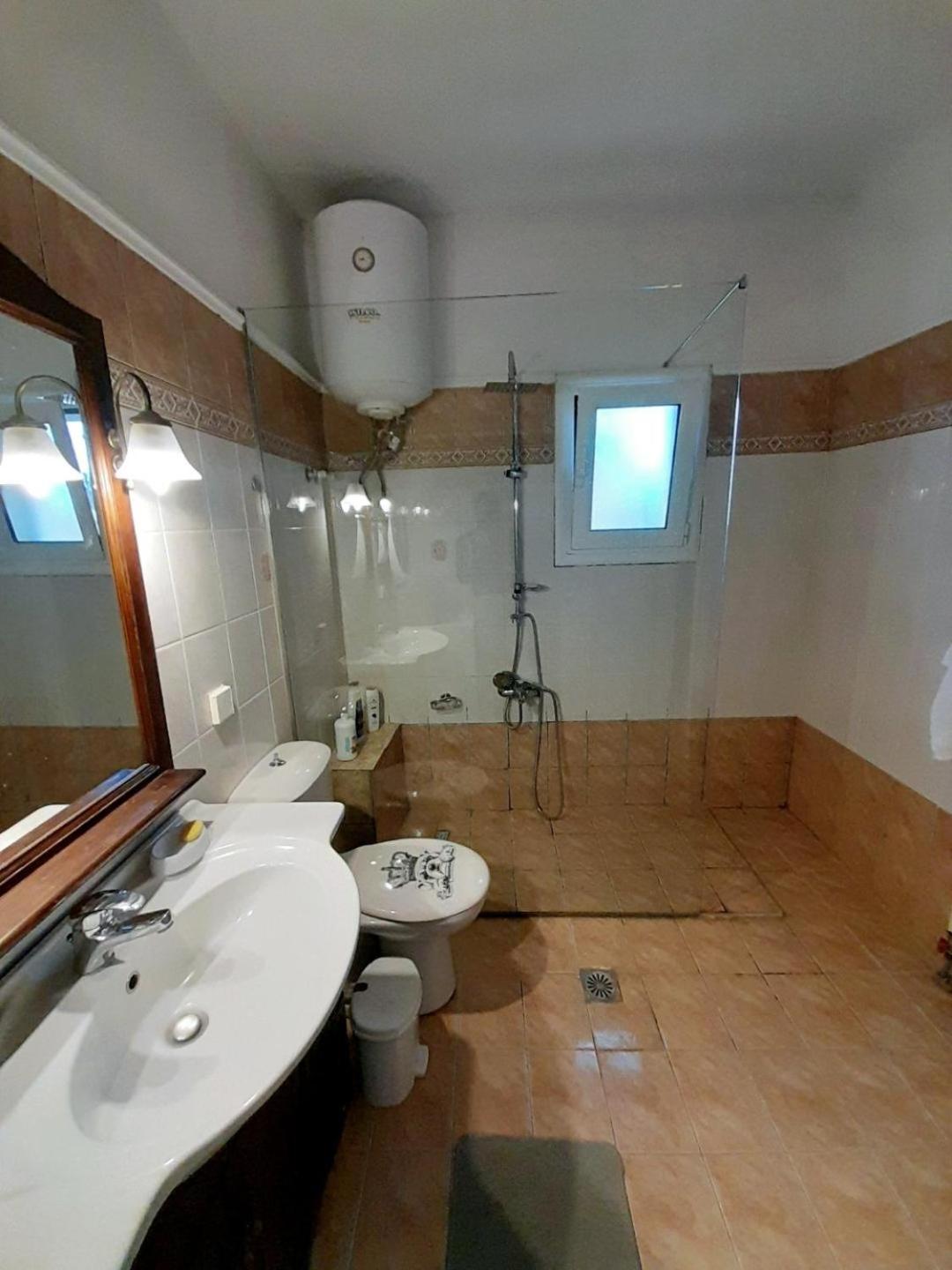 Appartamento Διωροφη Μεζονετα-2Km Απο Το Κεντρο-Iliana House Alepou Esterno foto